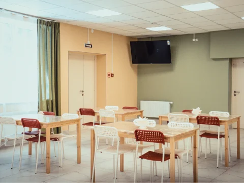 Столовая пансионата для пожилых Вита во Всеволожске